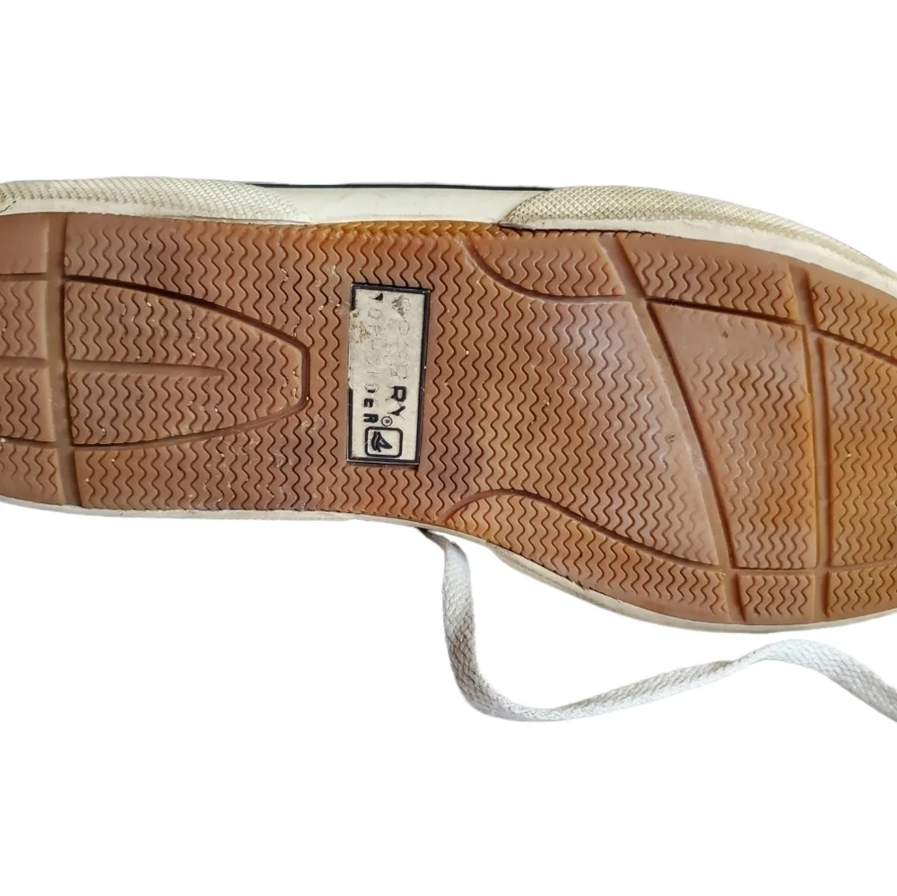 Sperry canvas boat
